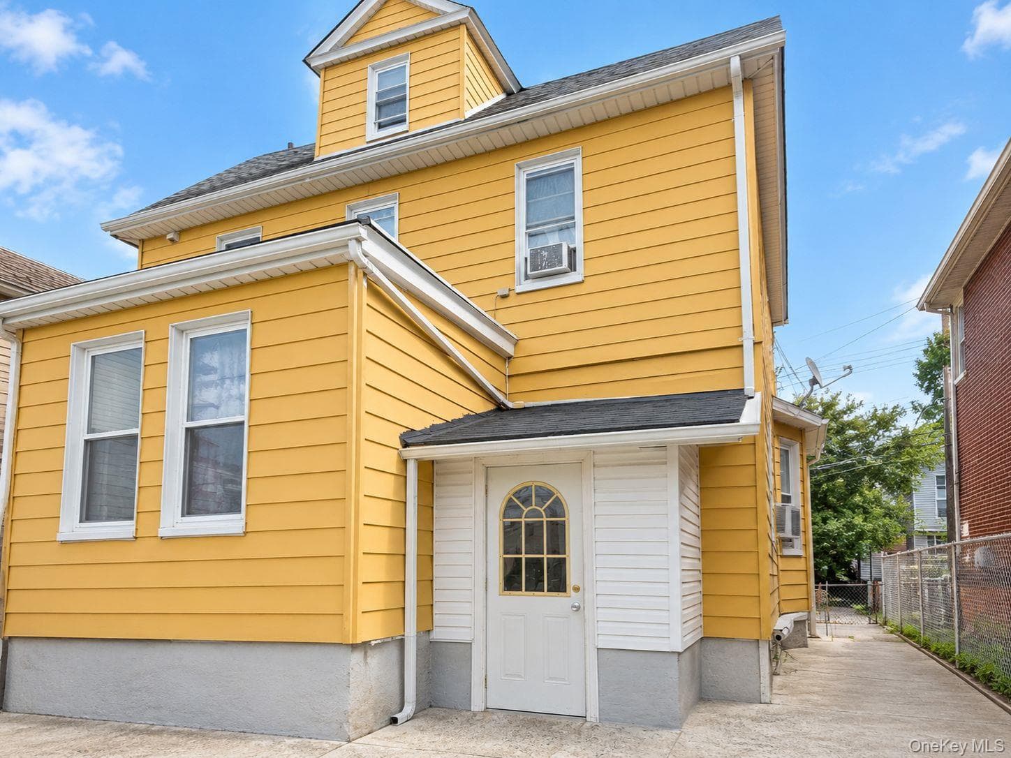 3118 102nd Street thumbnail 3