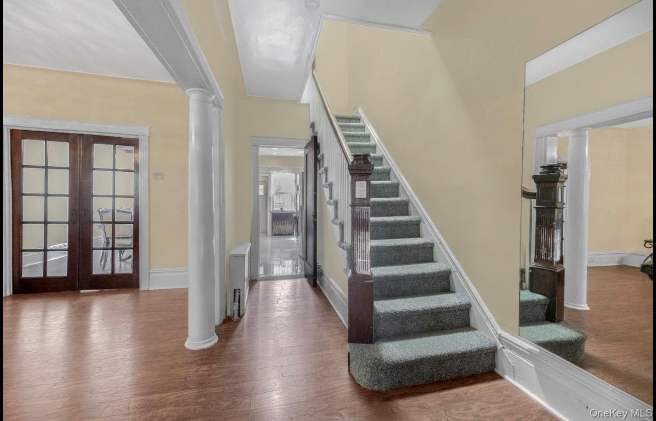 16 Adler Place thumbnail 3