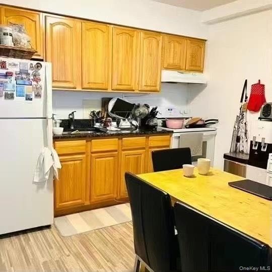 4588 161st Street thumbnail 4