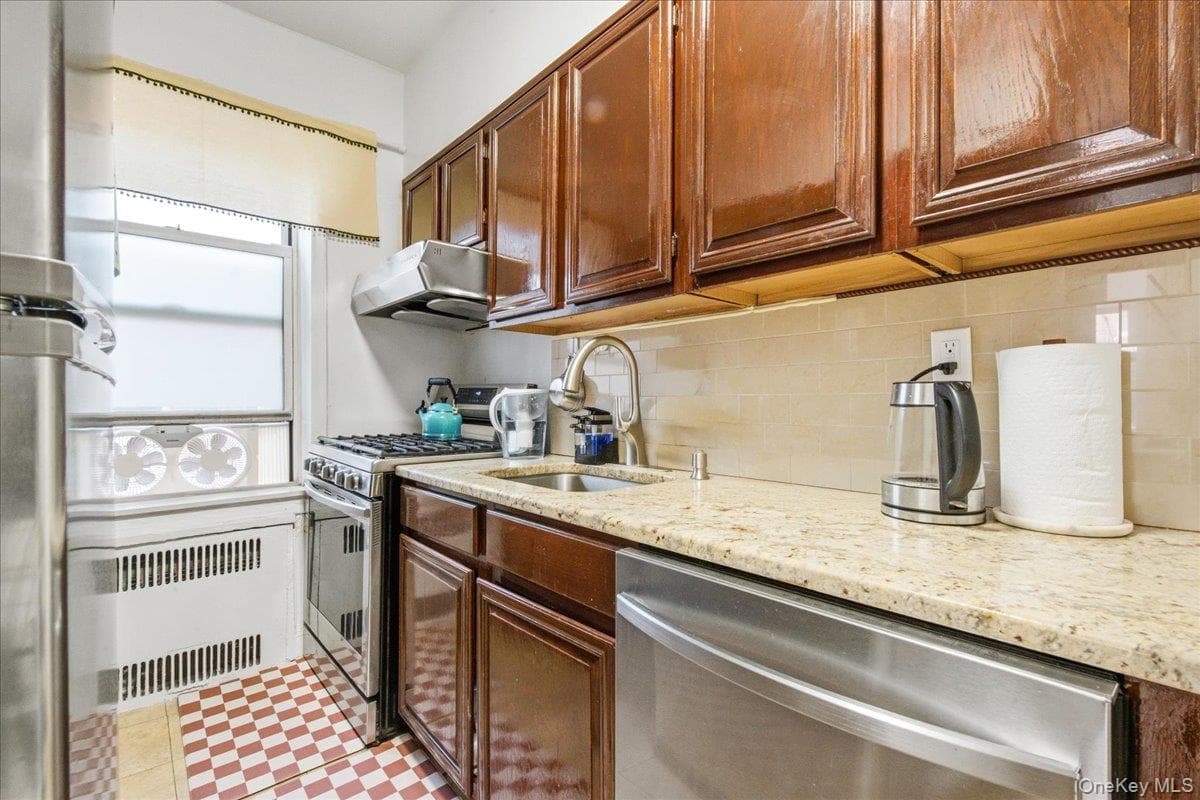 110-35 72nd Road Unit: 202 thumbnail 21