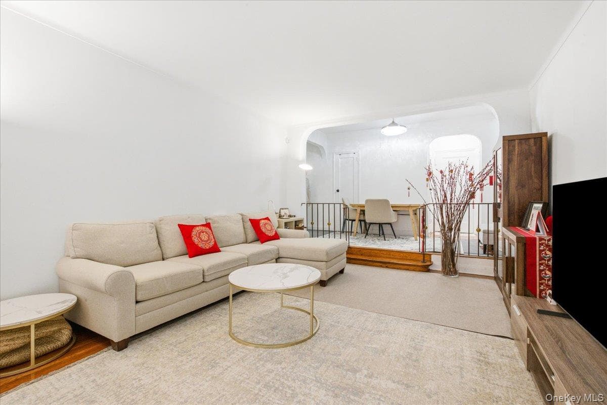 110-35 72nd Road Unit: 202 thumbnail 11