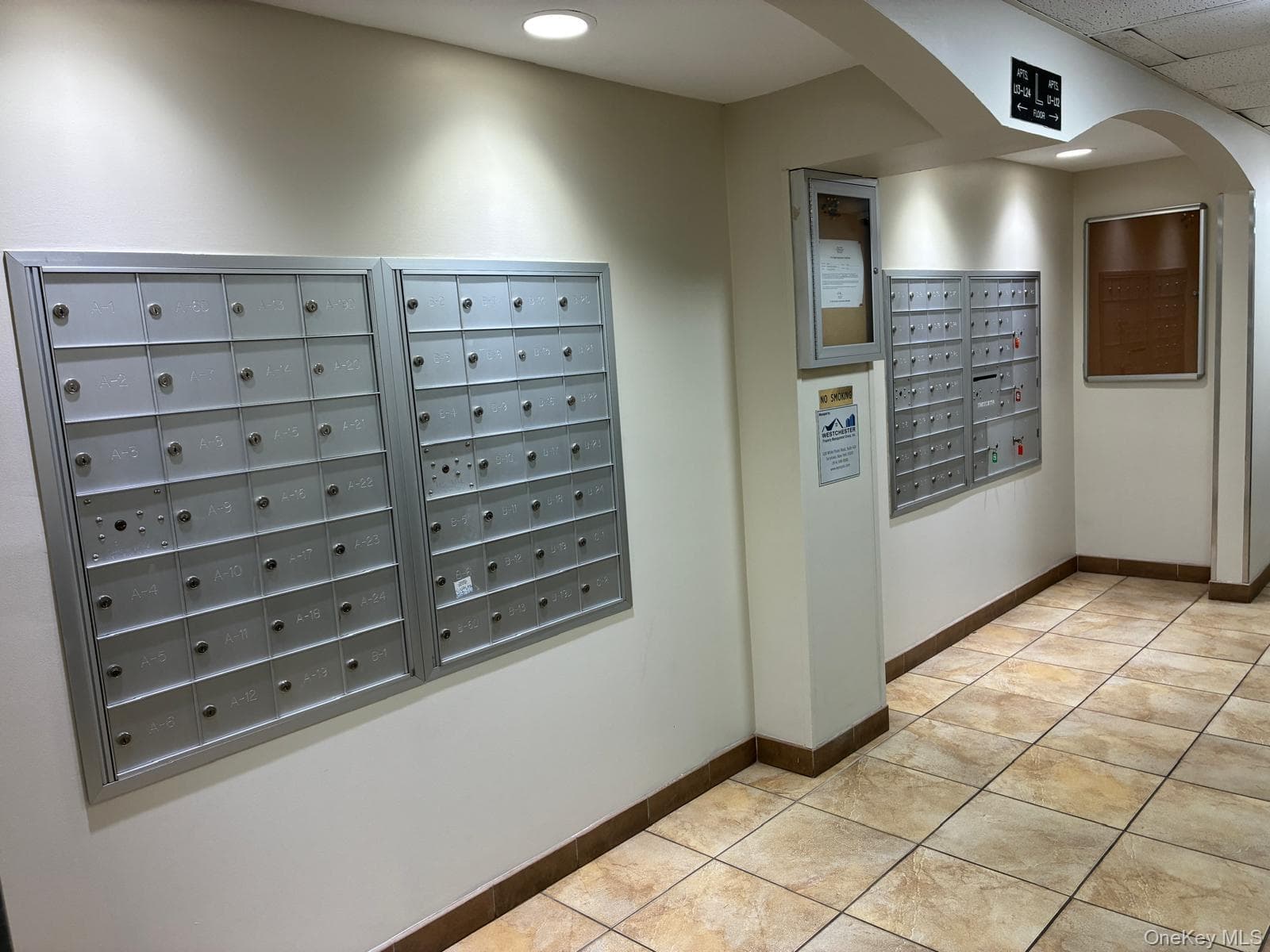 5 Oakdale Manor Unit: B22 thumbnail 8