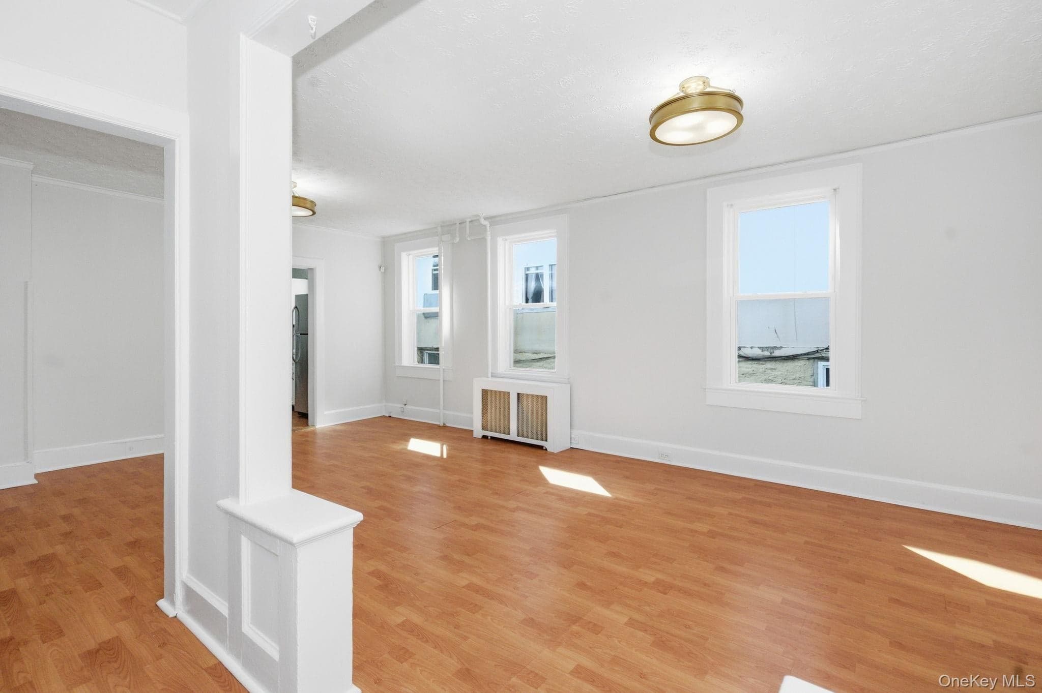 46-48 Robertson Avenue thumbnail 5