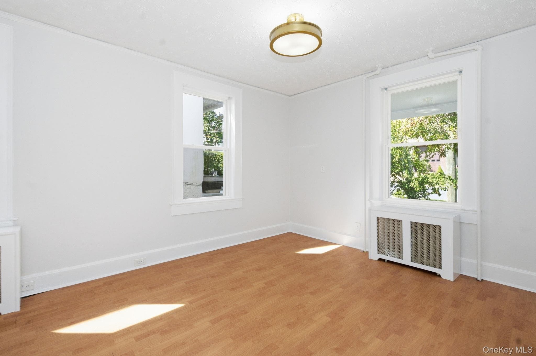 46-48 Robertson Avenue thumbnail 12
