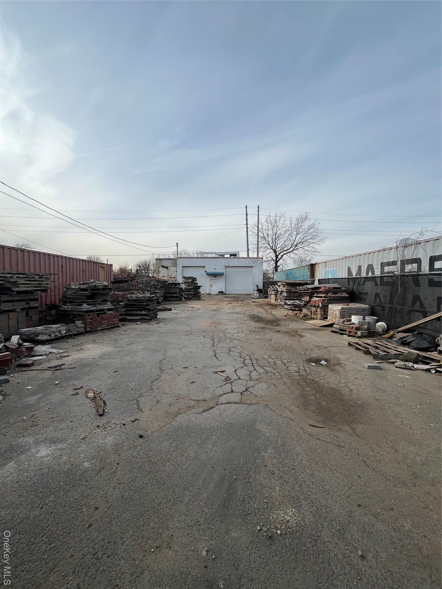4186-4200 Industrial Place thumbnail 3