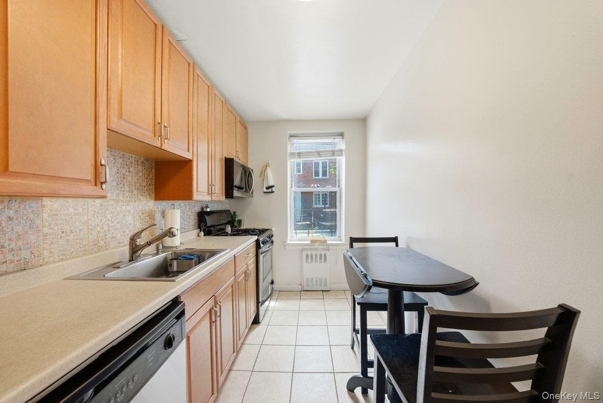 4320 Van Cortlandt PARK Unit: 1J thumbnail 5