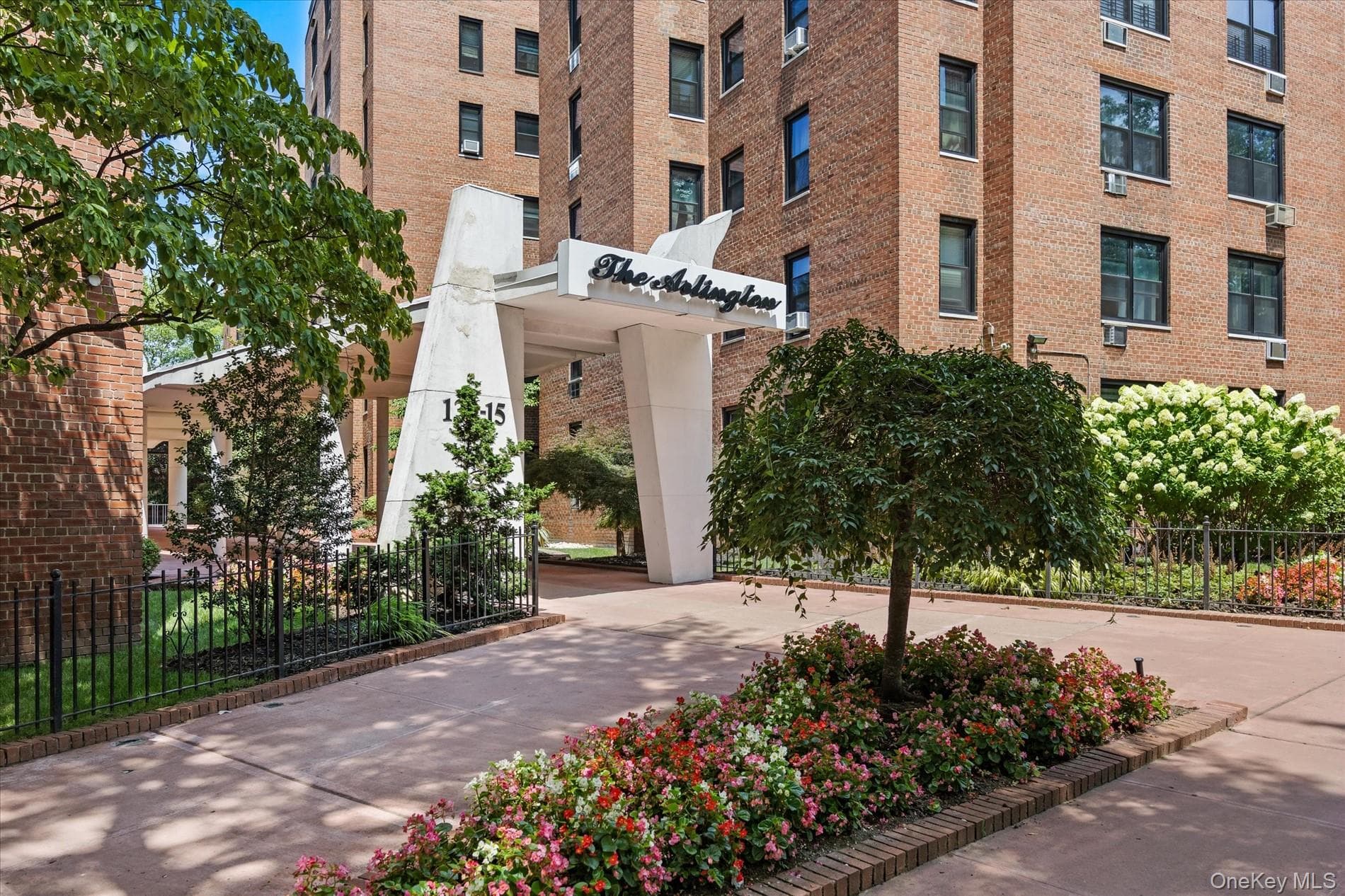139-15 83rd Avenue Unit: 226 photo 1