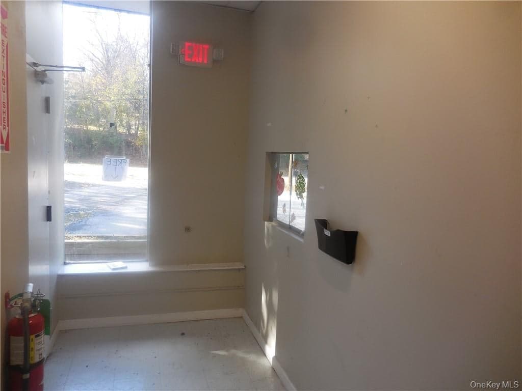 3054 Us Route 9w thumbnail 26
