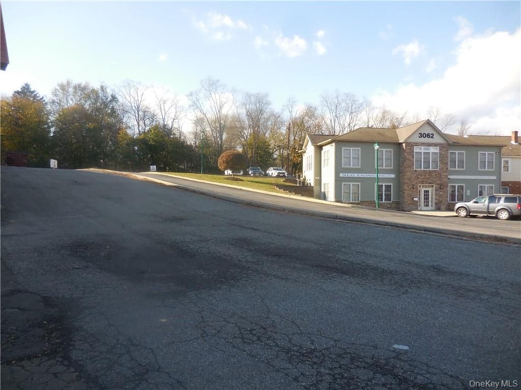 3054 Us Route 9w thumbnail 32