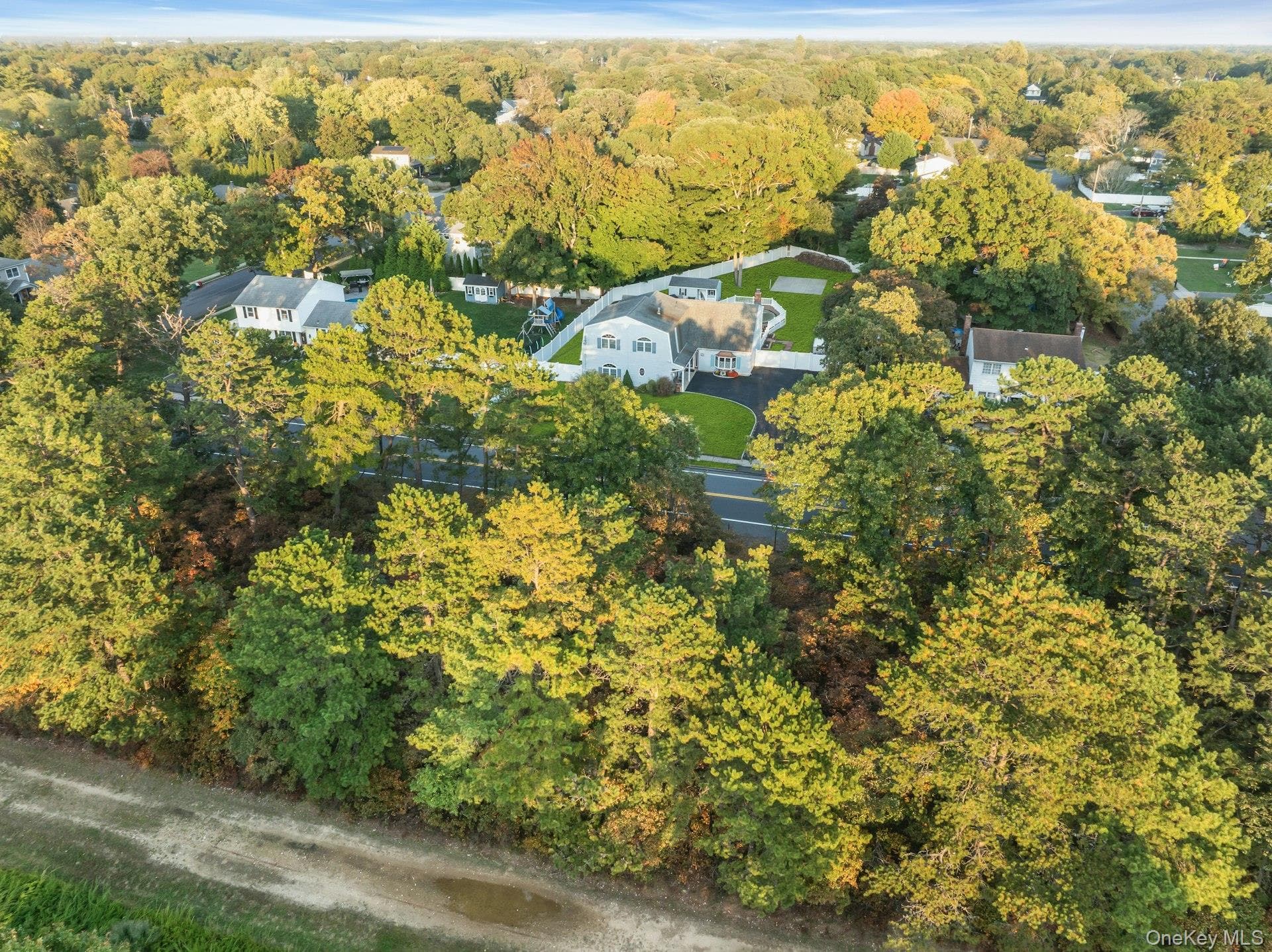963 Sycamore Avenue thumbnail 35