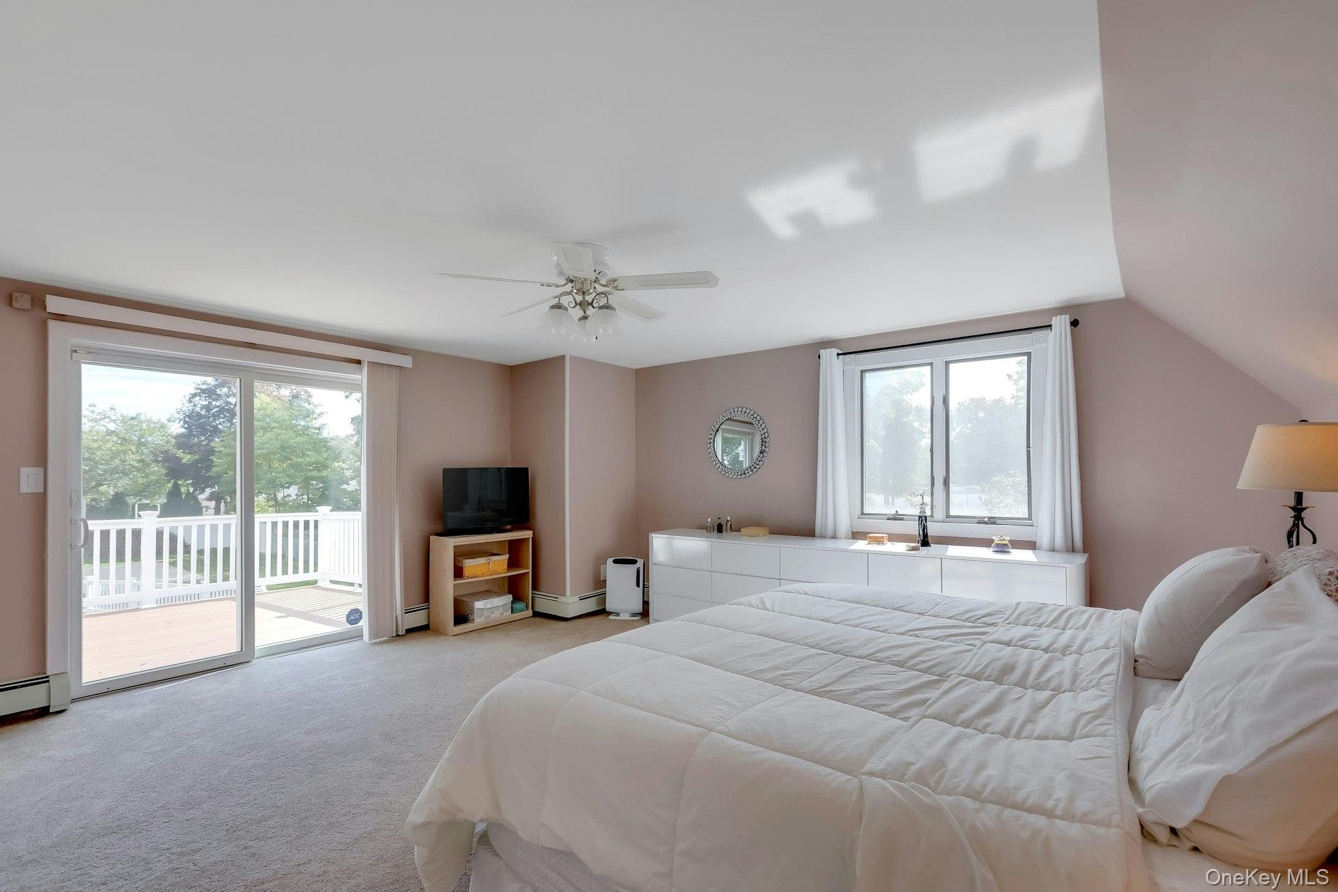 963 Sycamore Avenue thumbnail 16