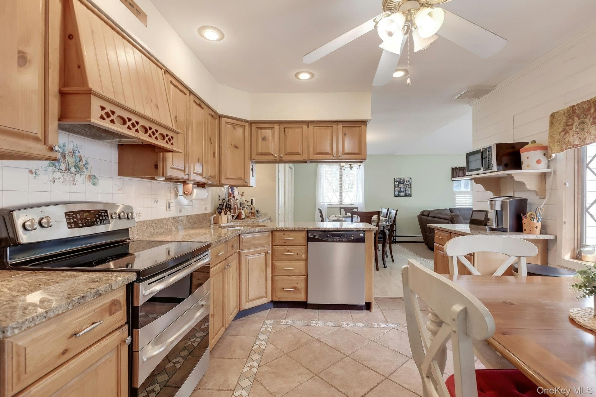 963 Sycamore Avenue thumbnail 9