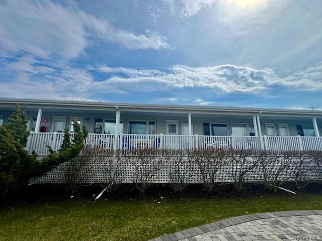 231 Dune Road Unit: 905 thumbnail 9