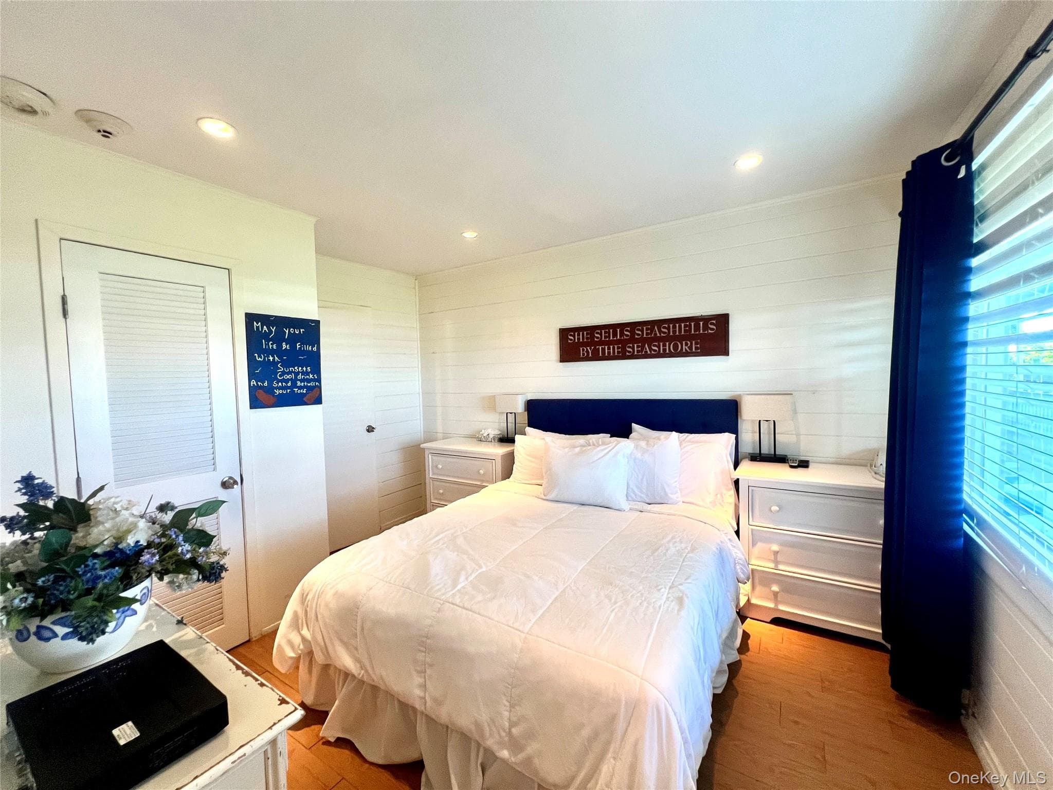 231 Dune Road Unit: 905 thumbnail 5