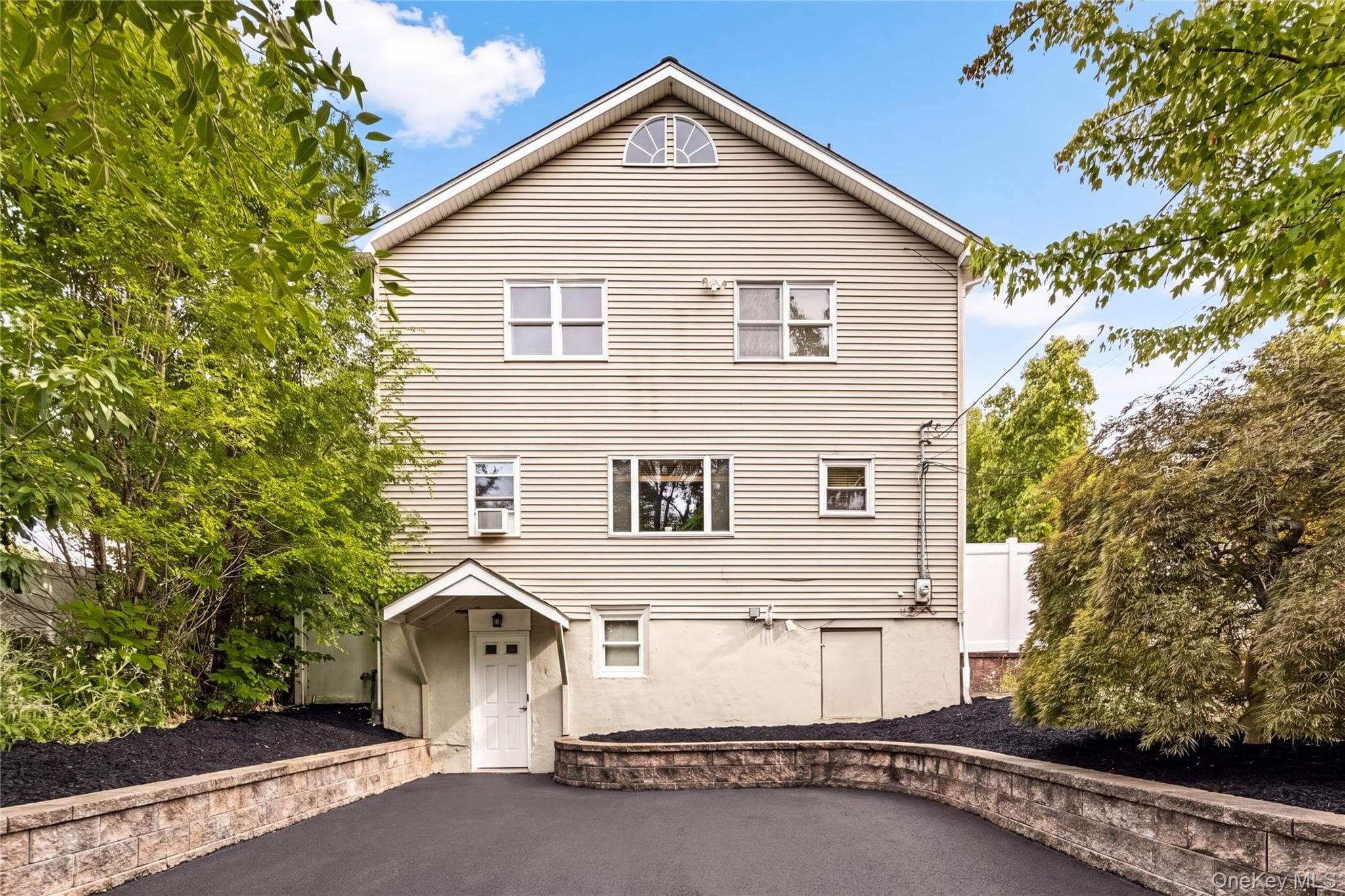 6 Ursa Avenue, Greenwood Lake