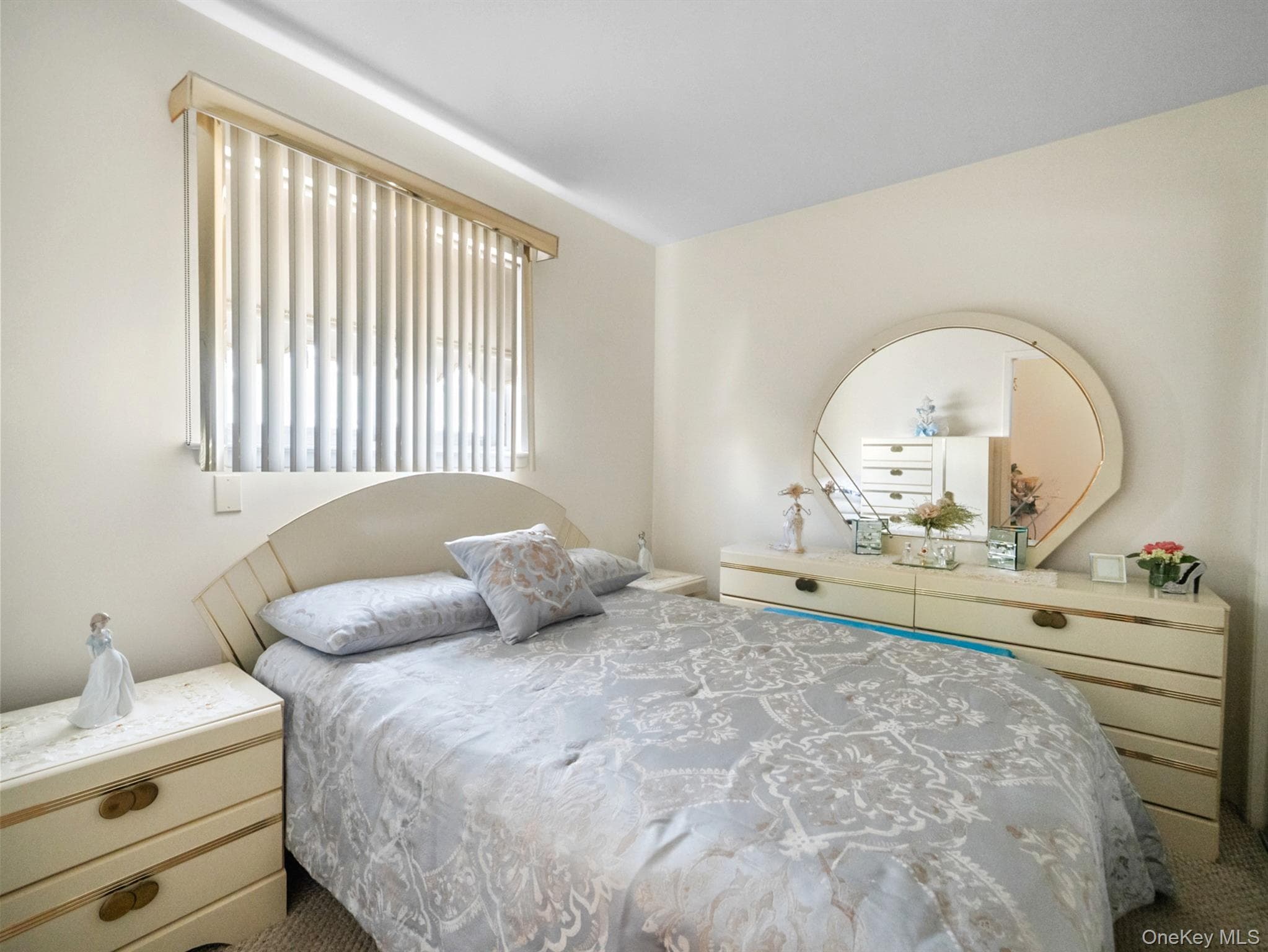 13818 Redding Street thumbnail 5