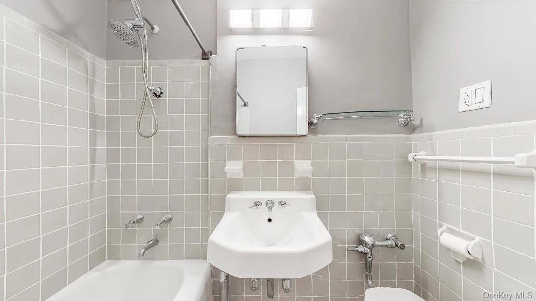800 Grand Concourse Avenue Unit: 1DS thumbnail 21