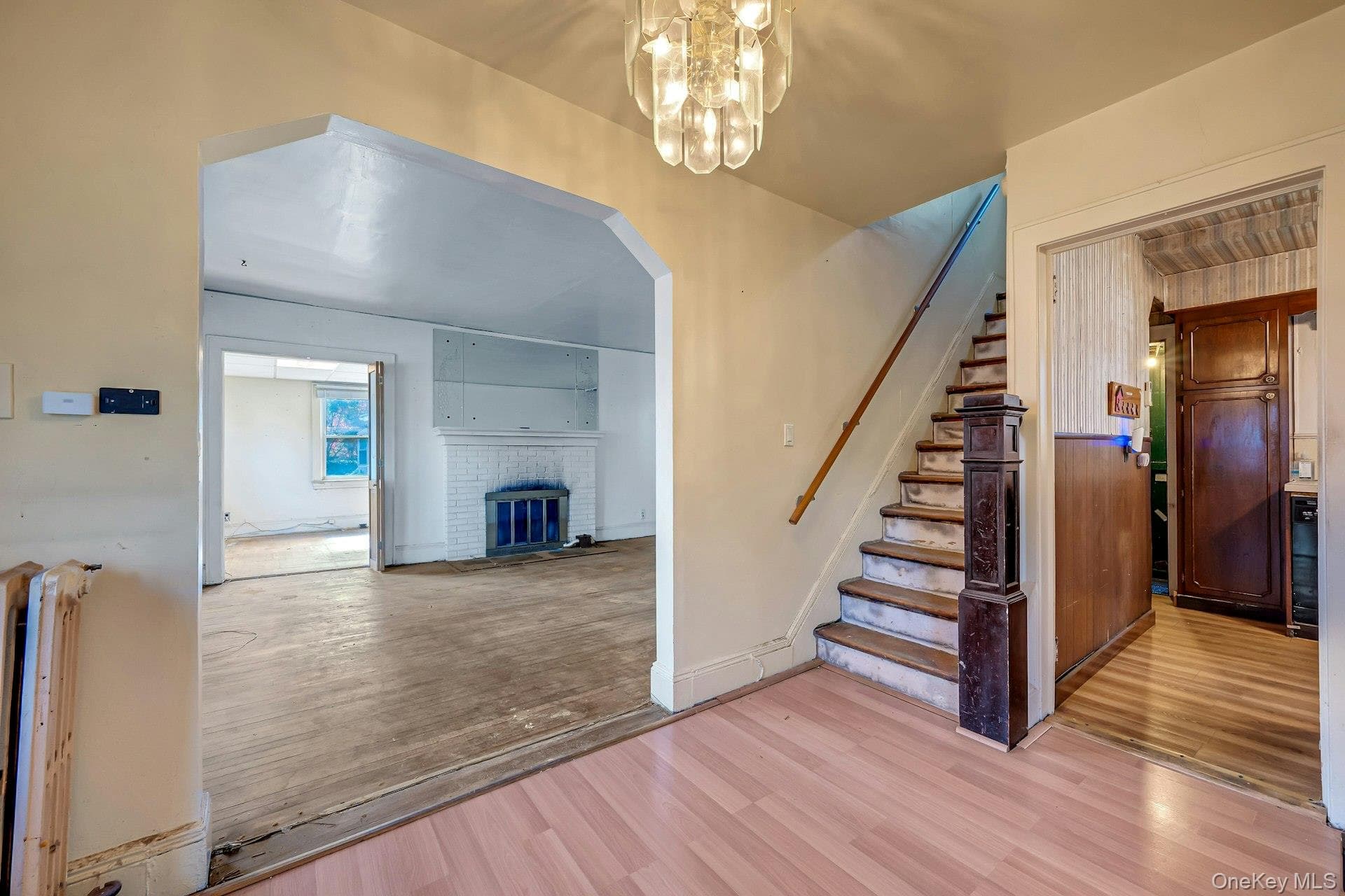 402 Hancock Avenue thumbnail 8
