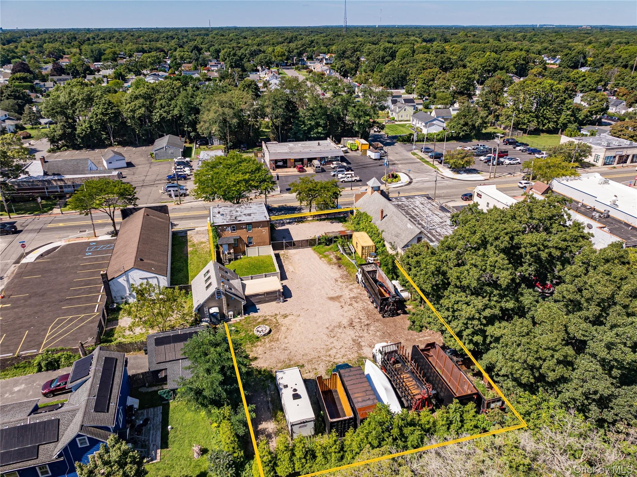 97 Carleton Avenue thumbnail 6