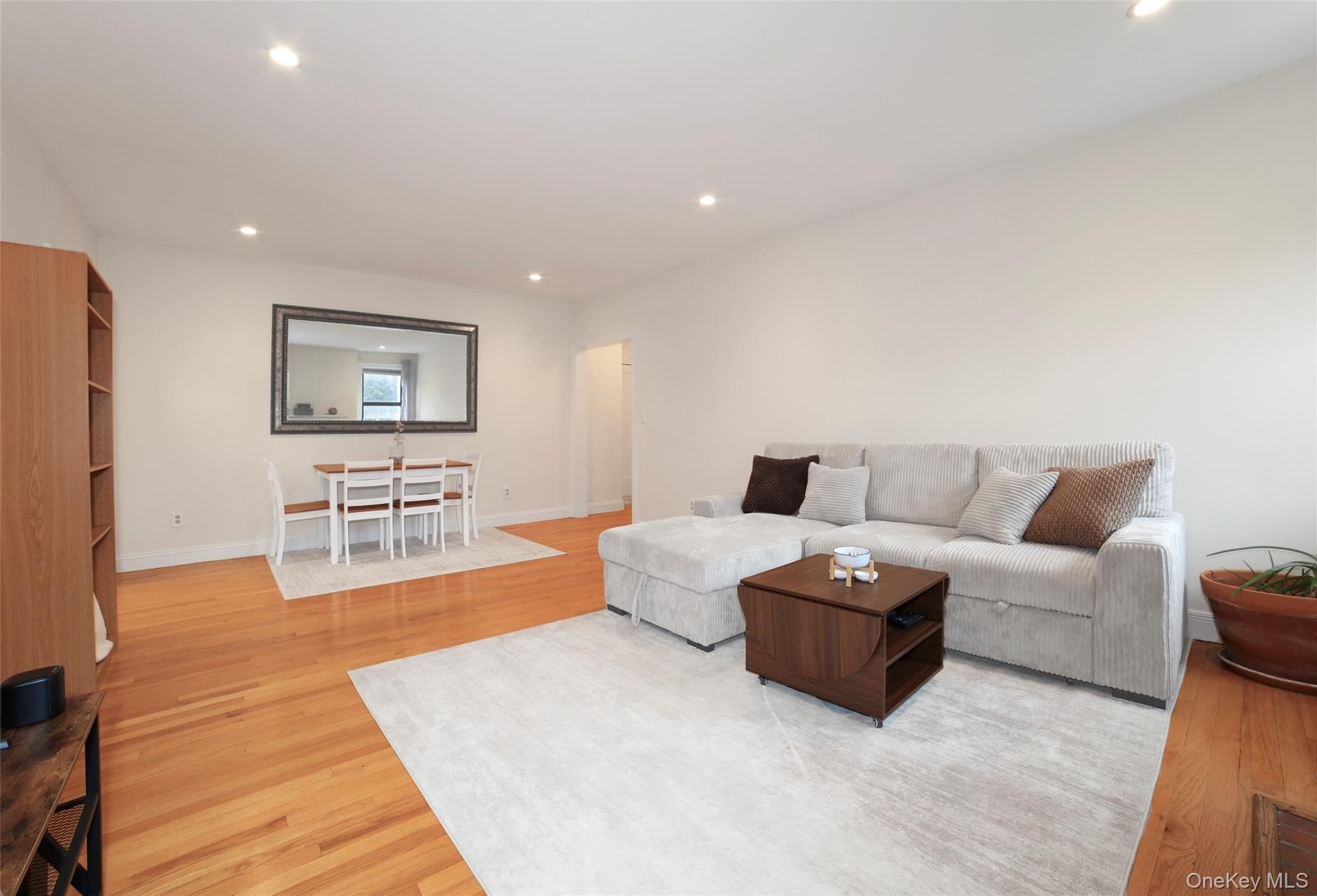 68 E Hartsdale Avenue Unit: 5E thumbnail 3