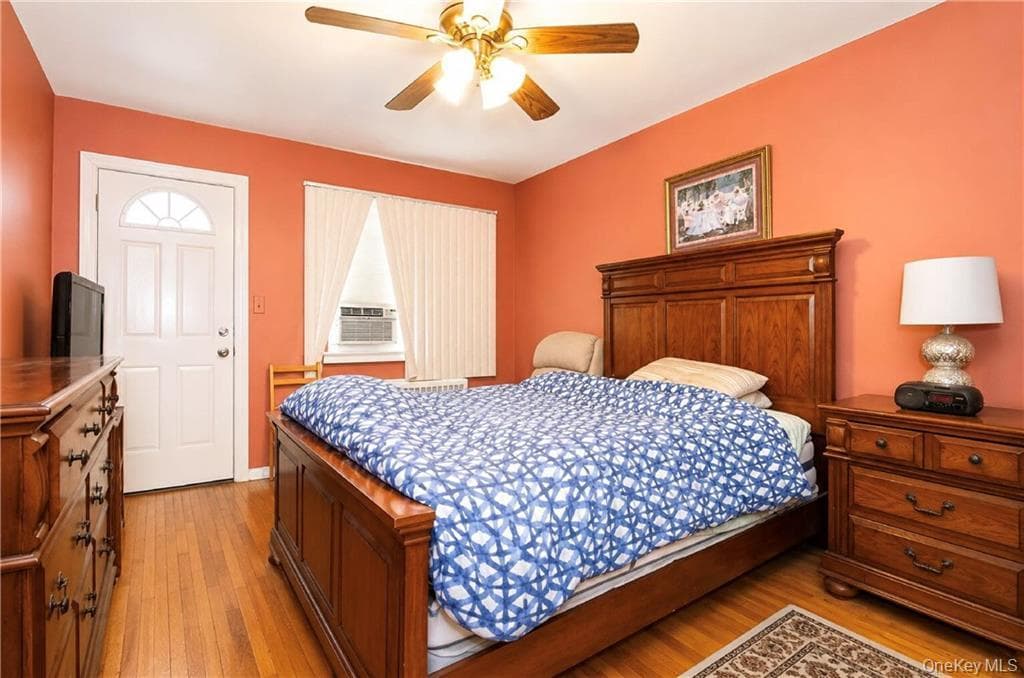 1307 E 98th Street thumbnail 15