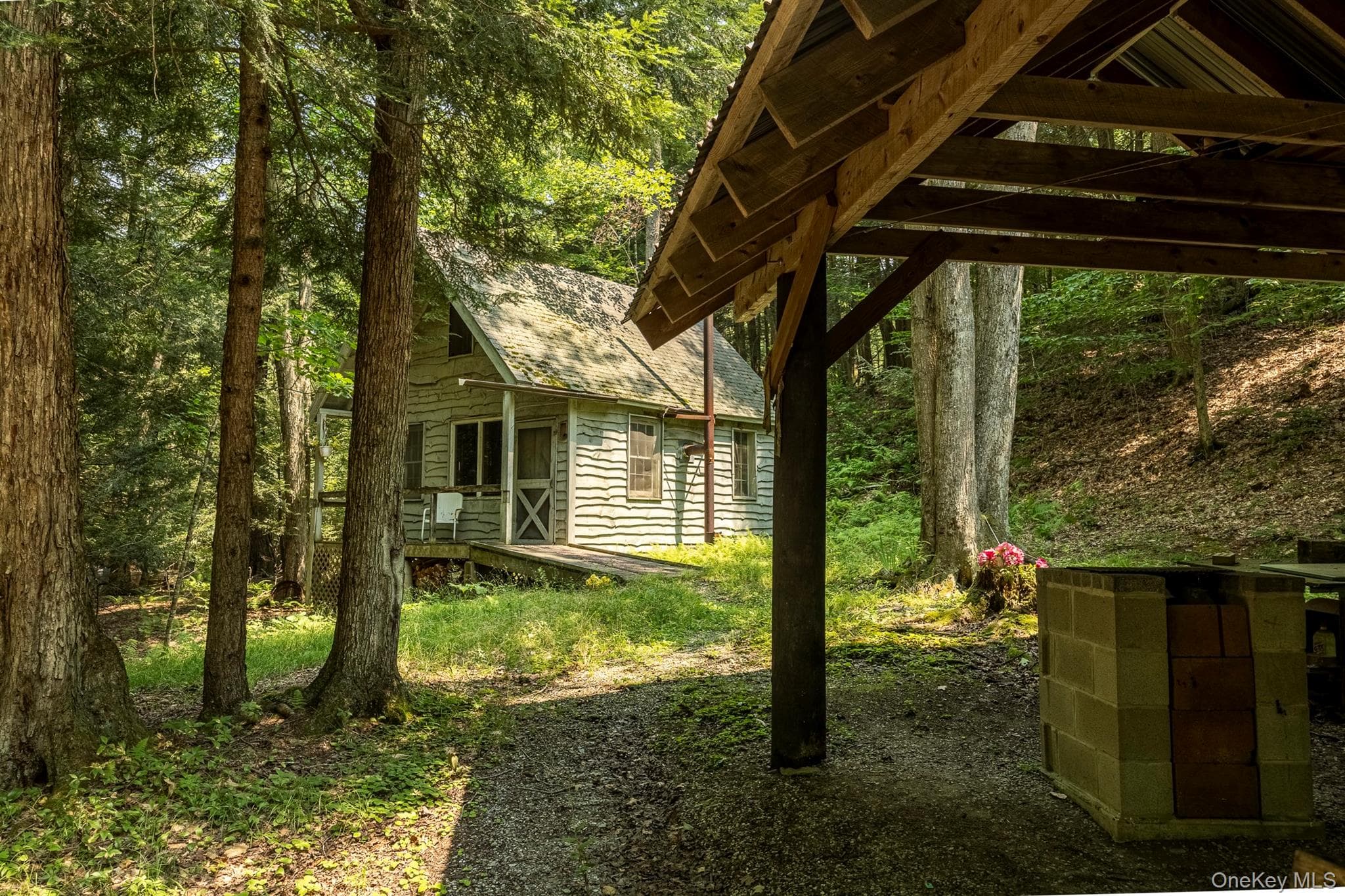 276 E Hill Road thumbnail 16