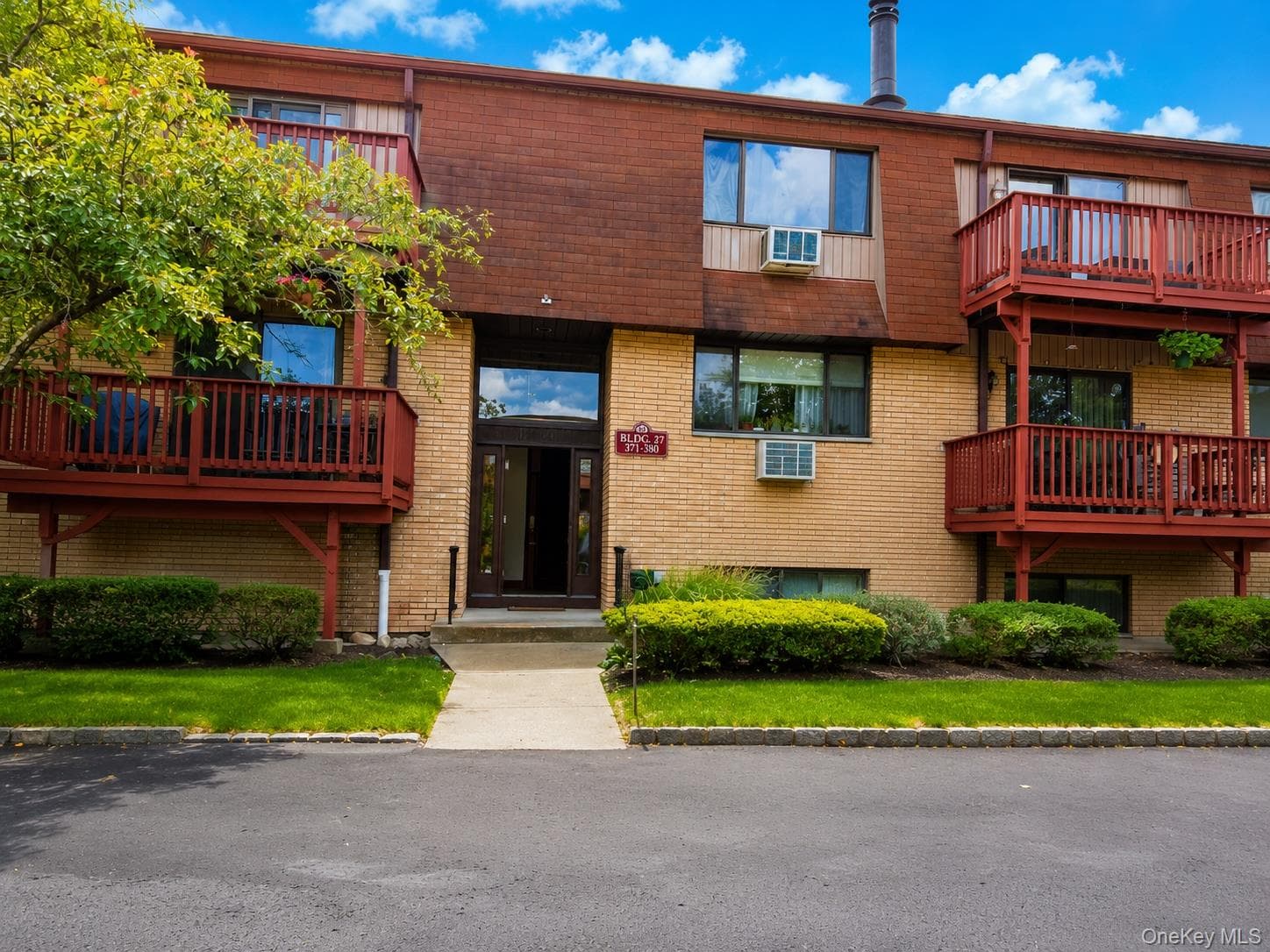 379 Richard Court photo 1