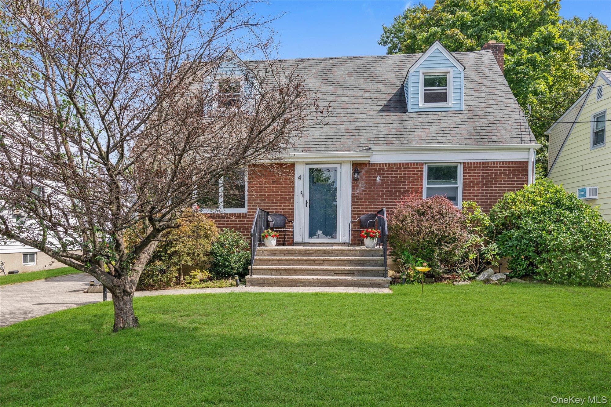 4 Rhame Avenue photo 1