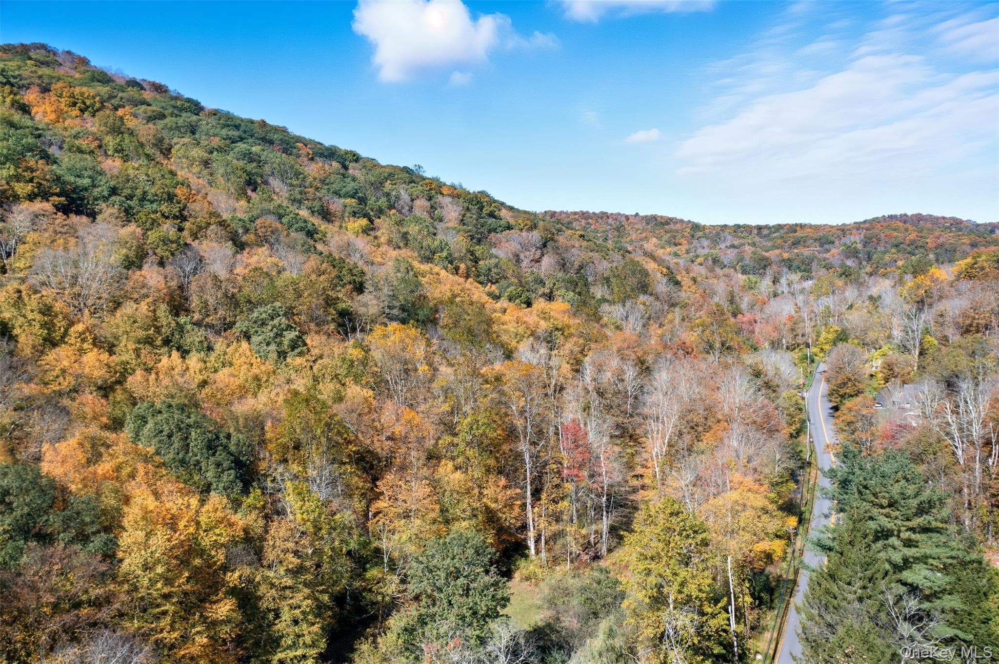 Wiccopee Road thumbnail 9