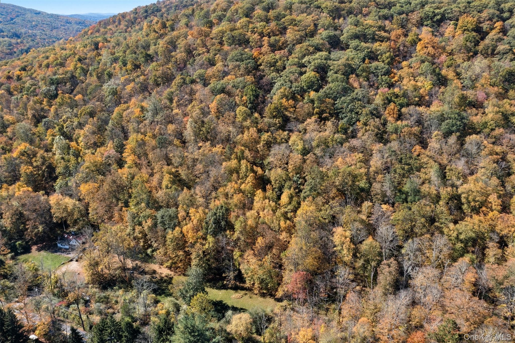 Wiccopee Road thumbnail 4