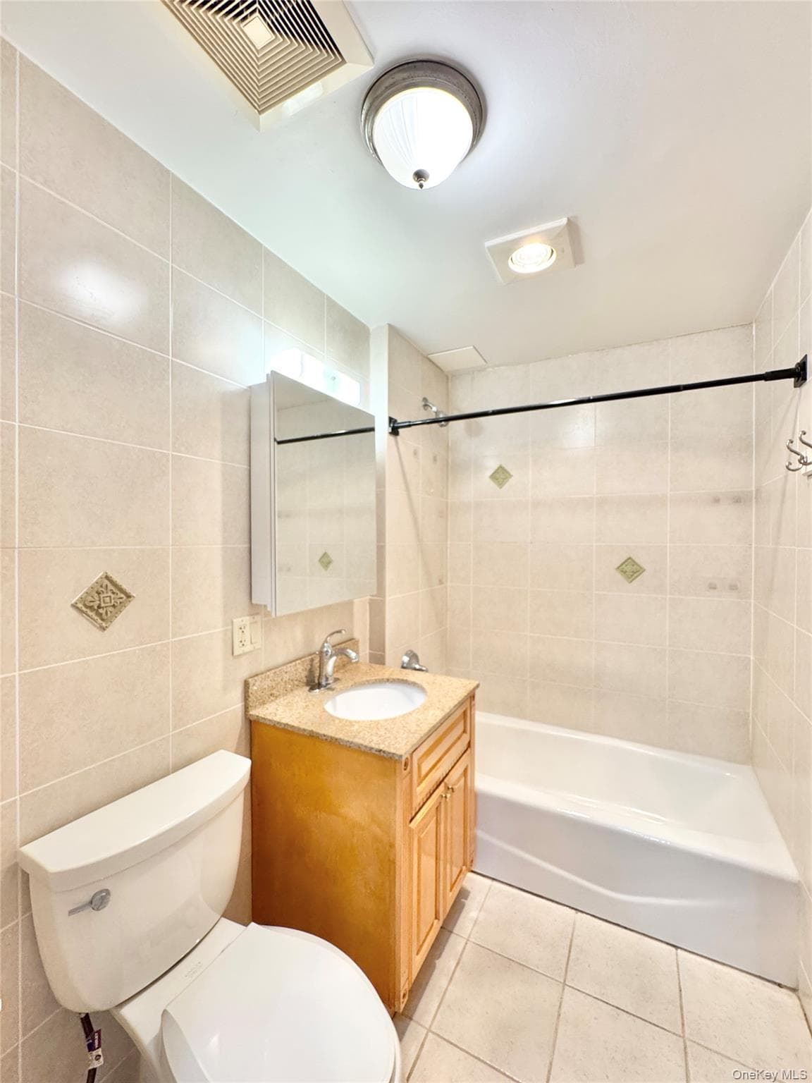 4606 88th Street Unit: Unit 2F thumbnail 5