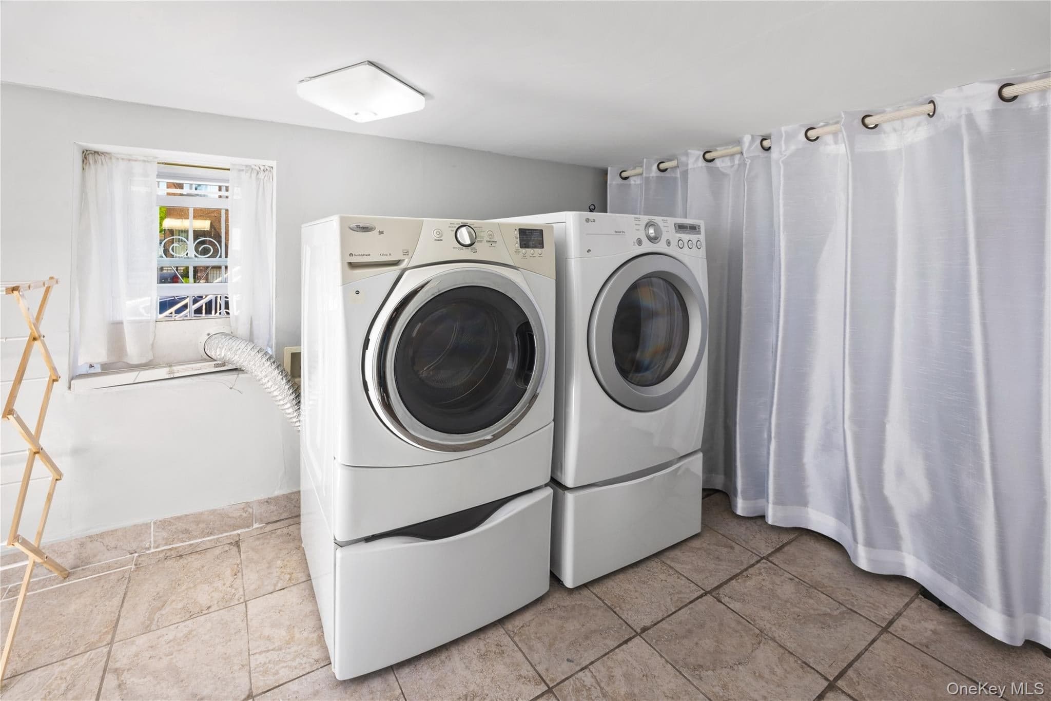 1034 Revere Avenue thumbnail 24