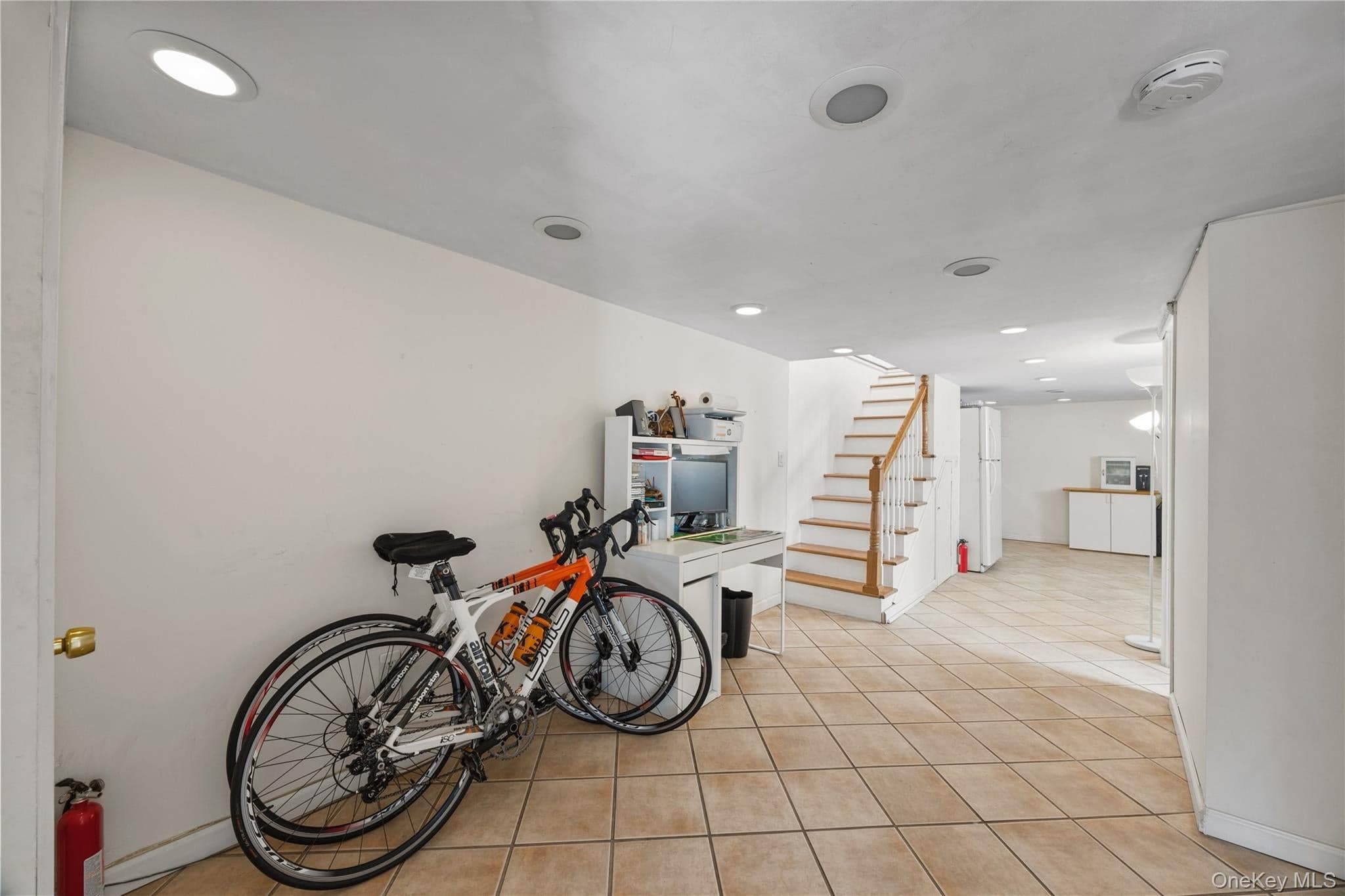 1034 Revere Avenue thumbnail 18