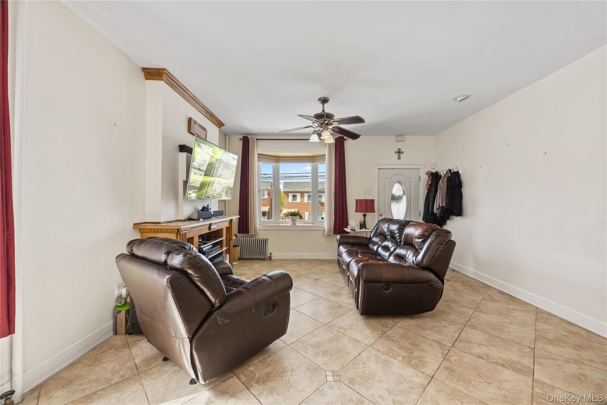 1034 Revere Avenue thumbnail 4