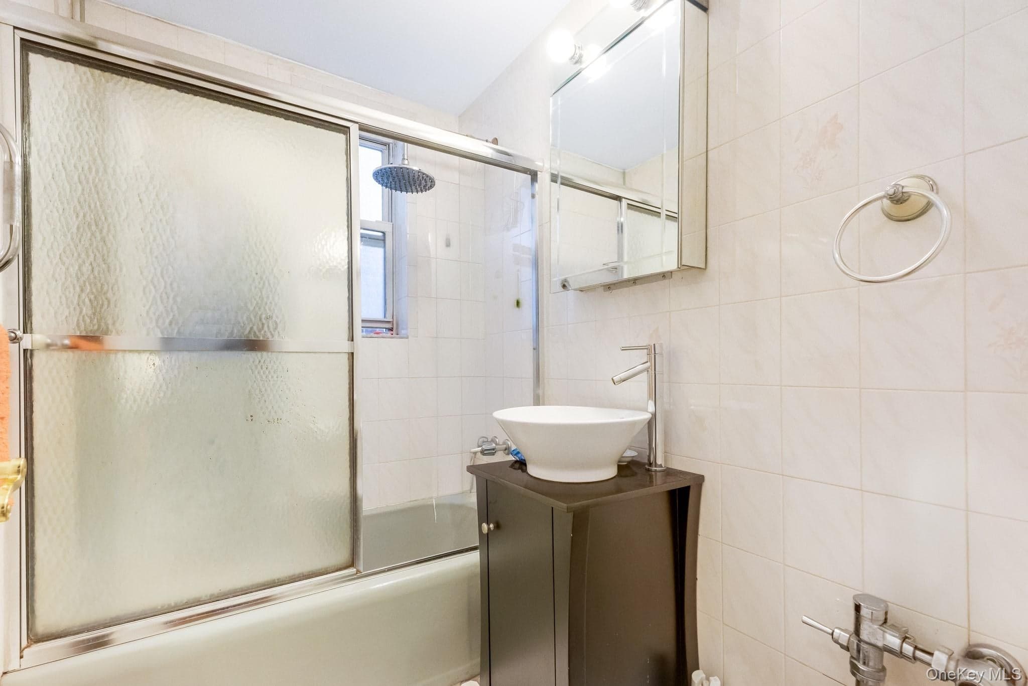 2260 Benson Avenue Unit: 1B thumbnail 7
