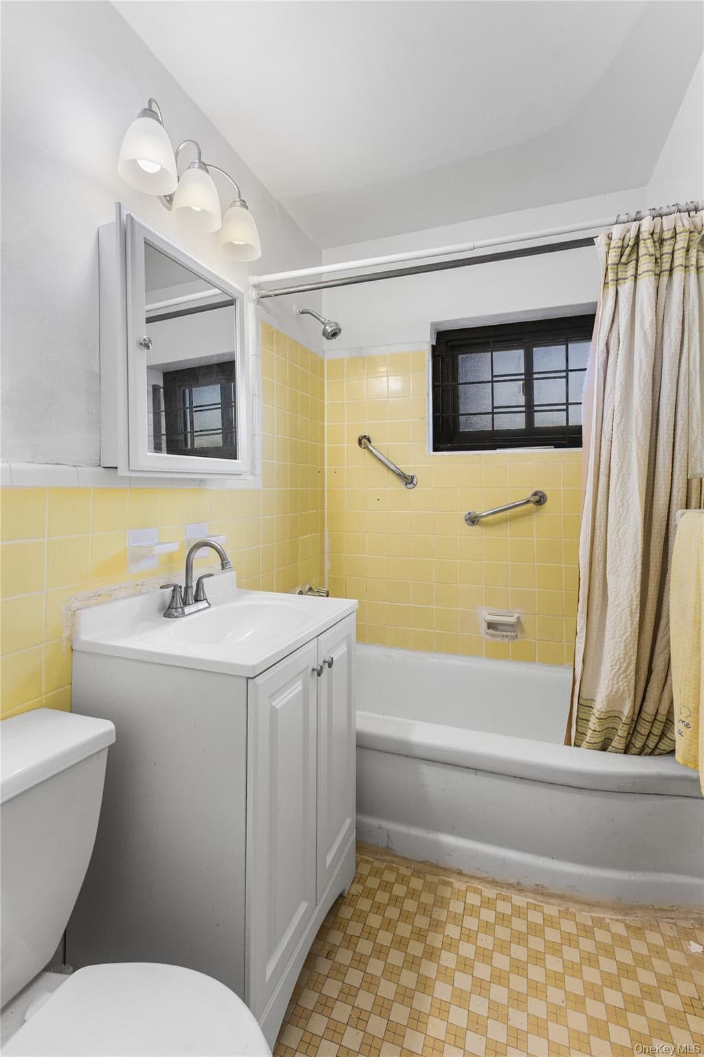 87-40 Francis Lewis Boulevard Unit: B42 thumbnail 15
