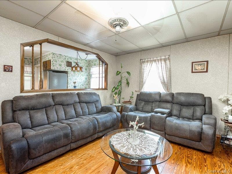 1267 Nelson Street thumbnail 6