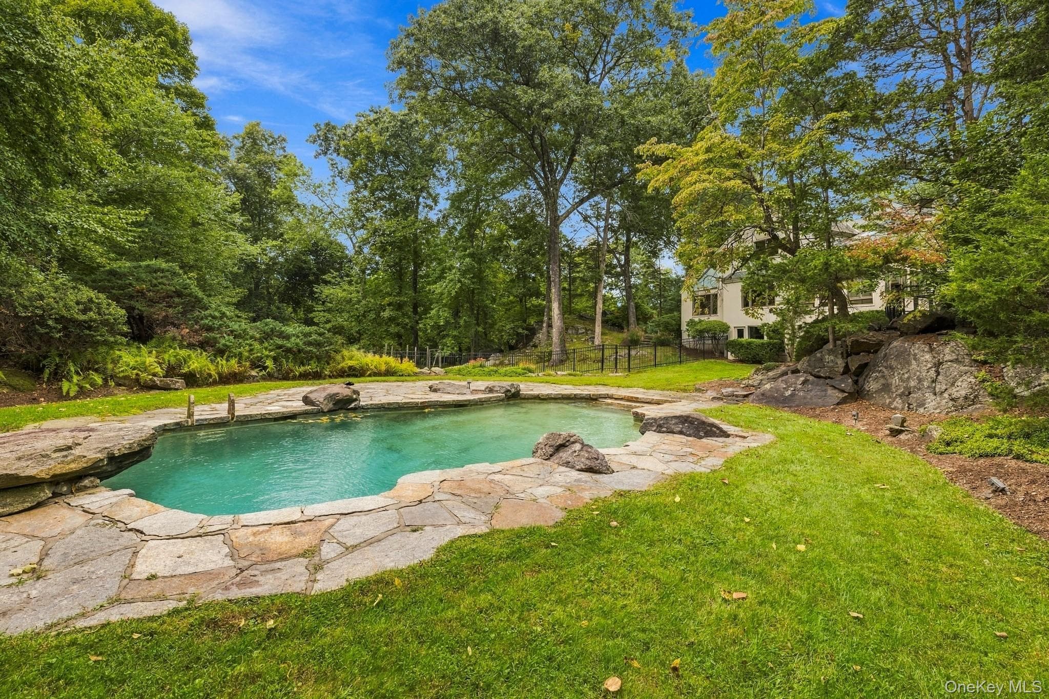 76 Pine Brook Road thumbnail 16