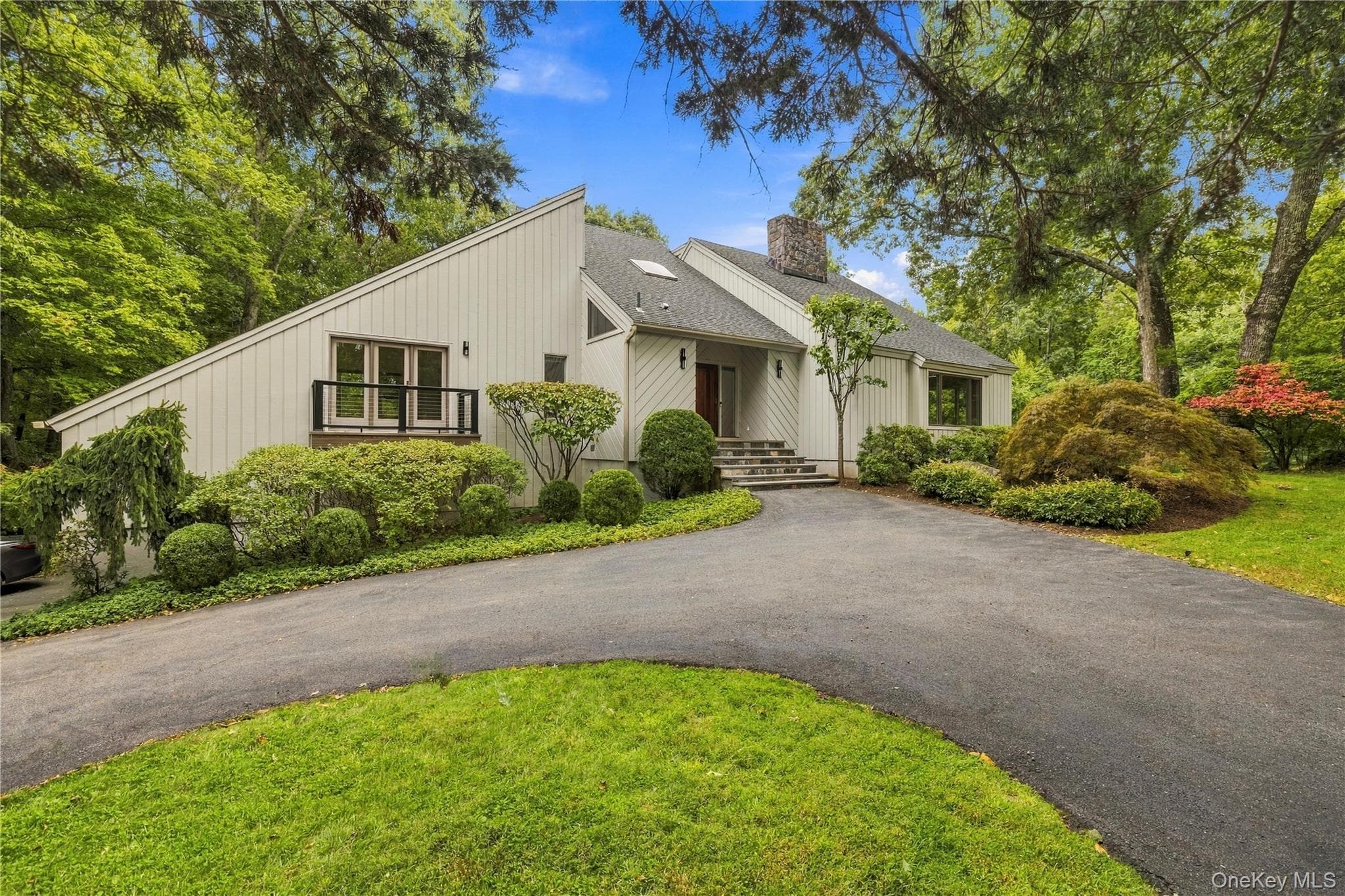 76 Pine Brook Road thumbnail 3