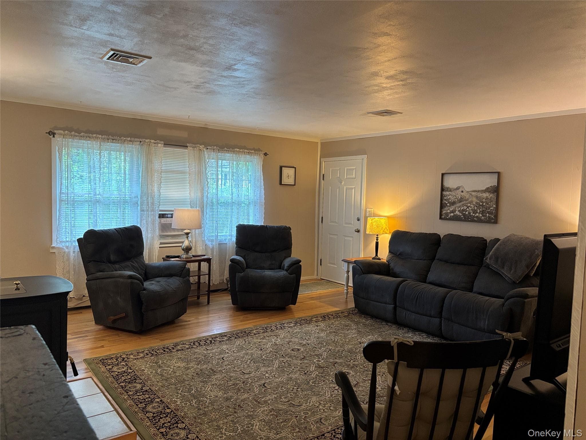 72 Fanning Boulevard thumbnail 6