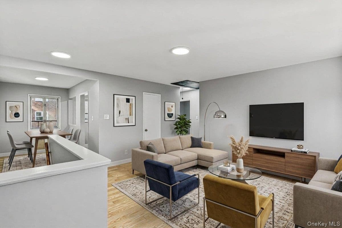 226-29 Manor Rd Rd Unit: #2 Upper thumbnail 10