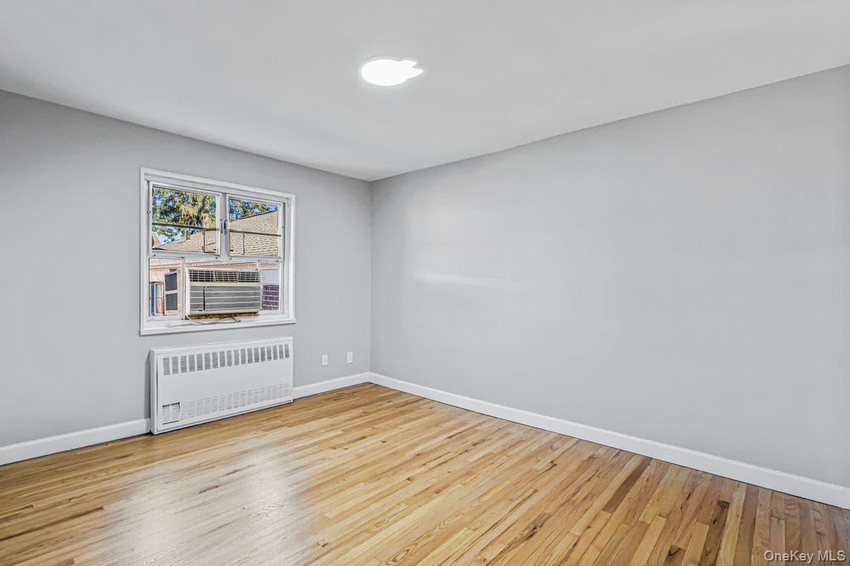 226-29 Manor Rd Rd Unit: #2 Upper thumbnail 13