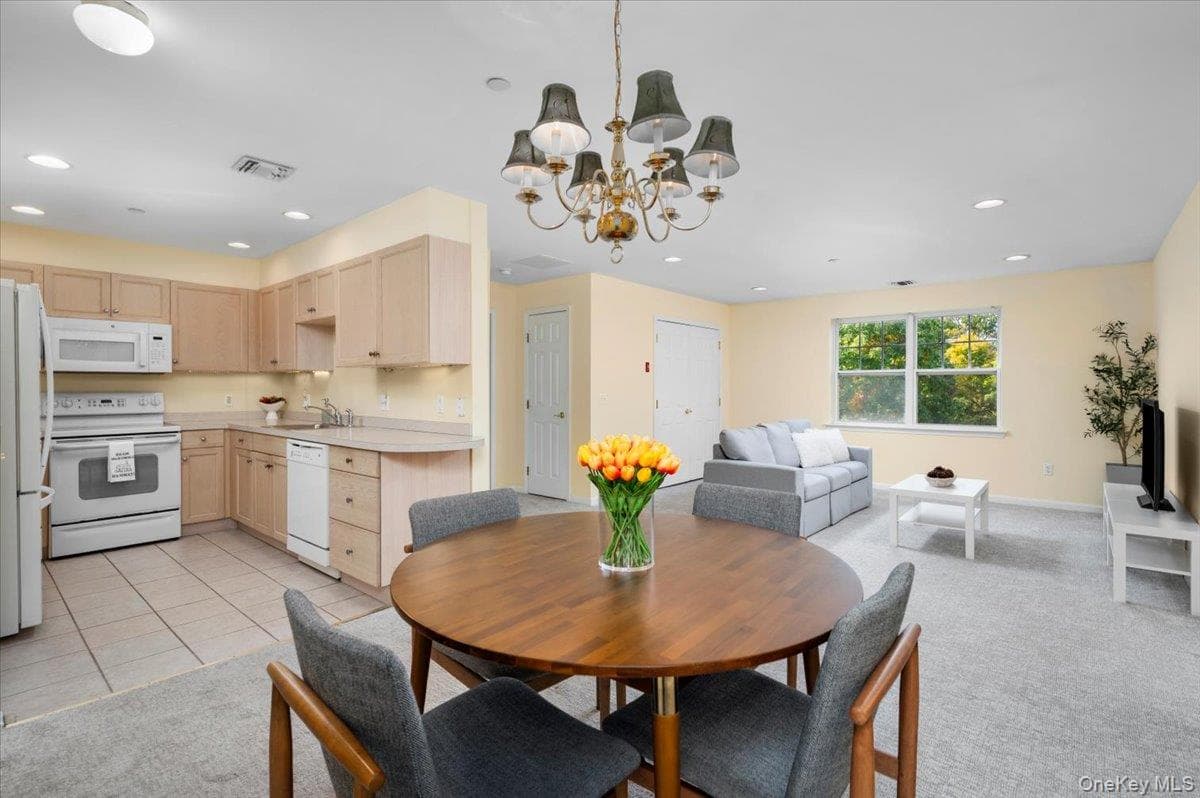 100 Woodcrest Lane Unit: 130 thumbnail 3
