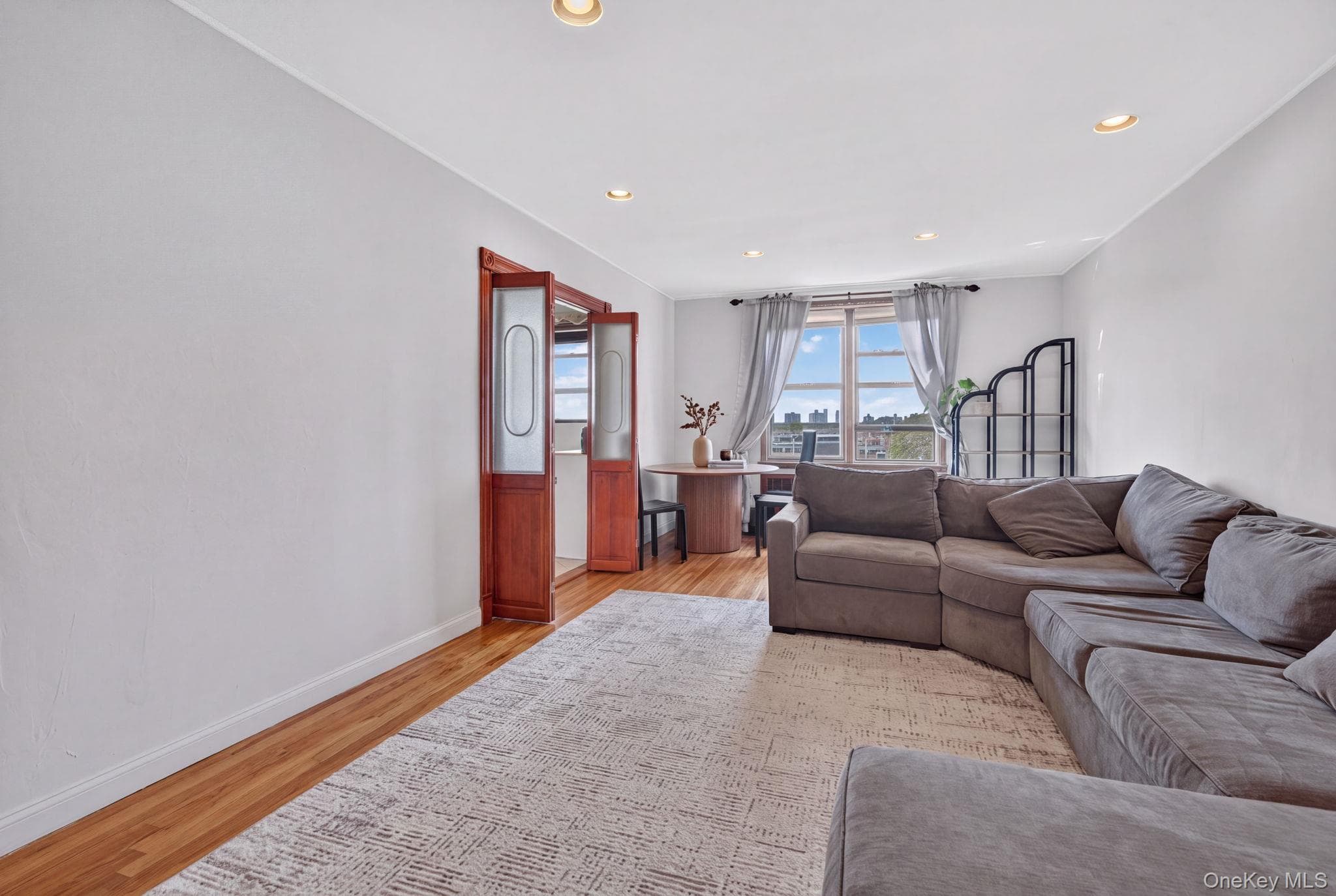 2475 E 11th Street Unit: 5K thumbnail 3