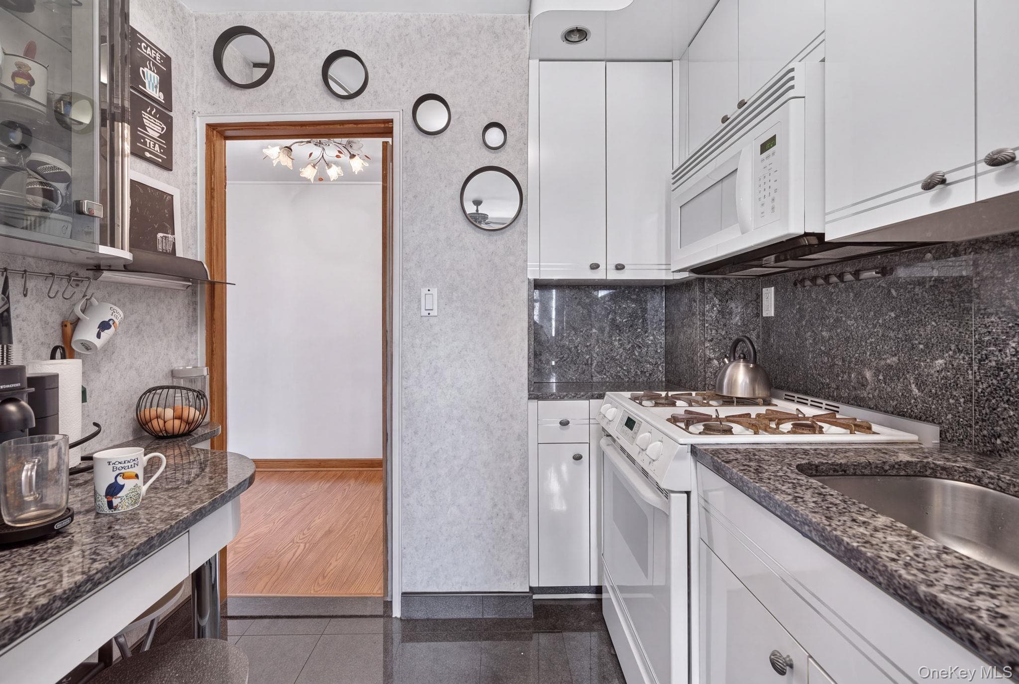 2475 E 11th Street Unit: 5K thumbnail 6