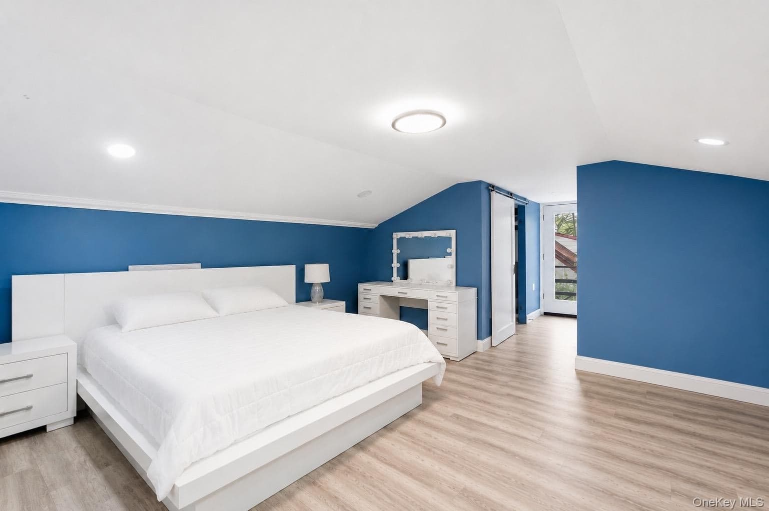 120 Morris Avenue thumbnail 14