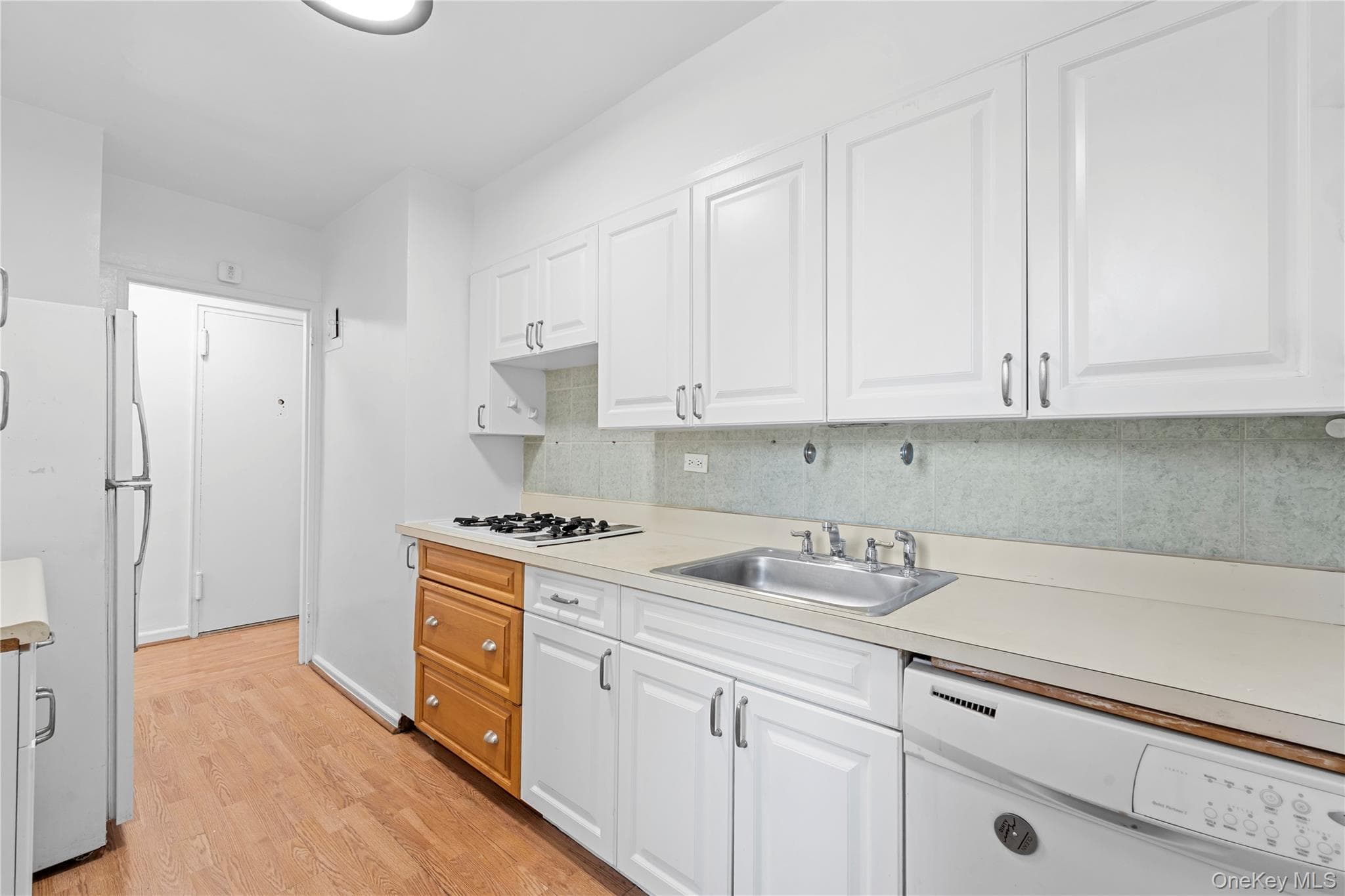 84-01 Main Street Unit: 325 thumbnail 9