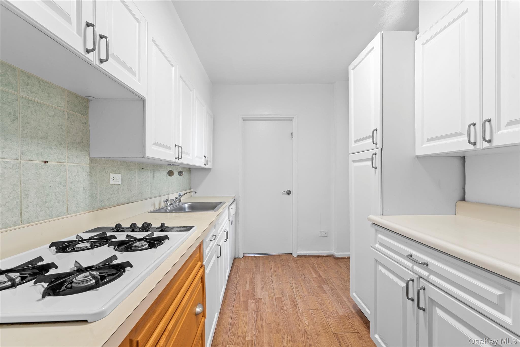 84-01 Main Street Unit: 325 thumbnail 8