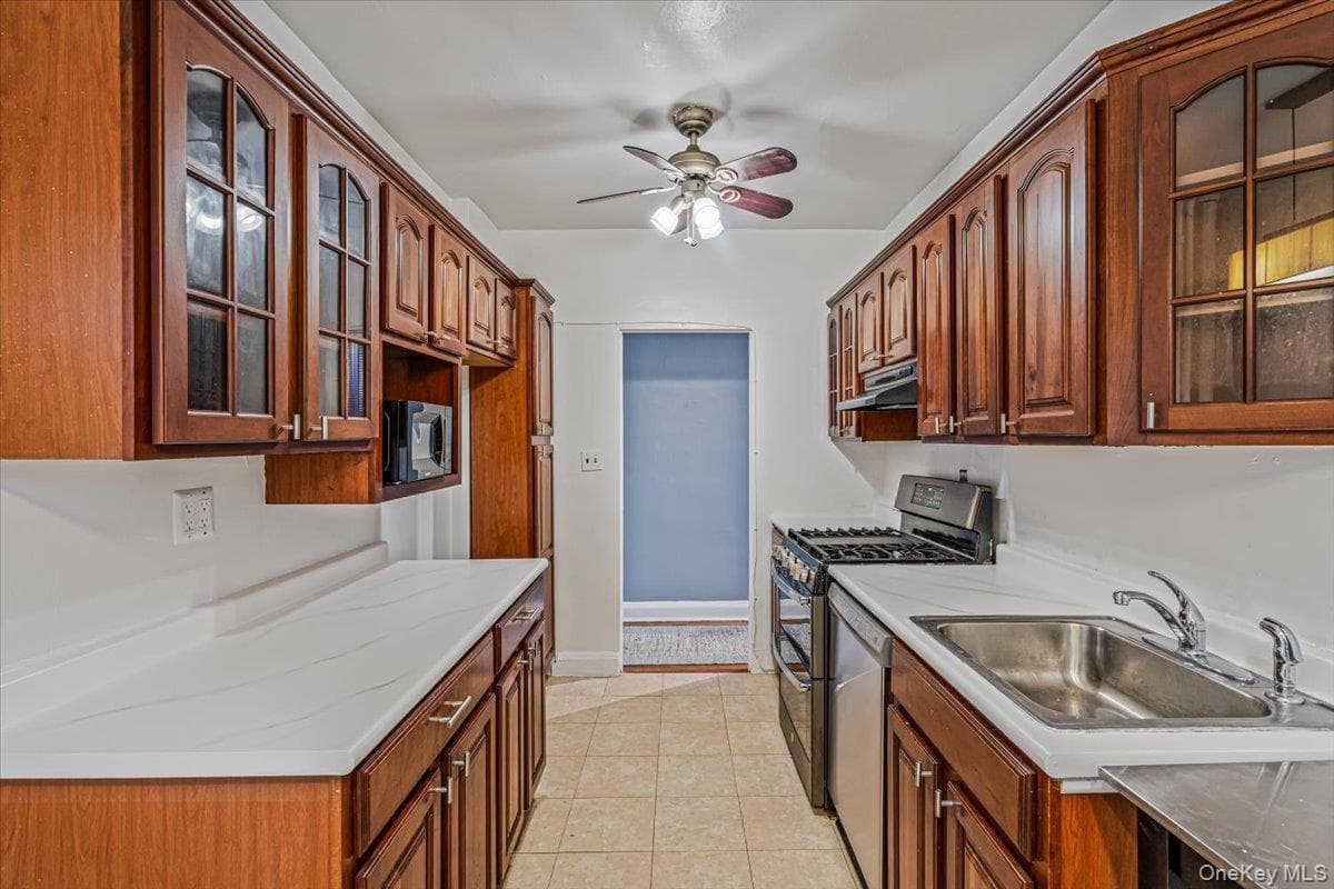 4820 44th Street Unit: 4C thumbnail 7