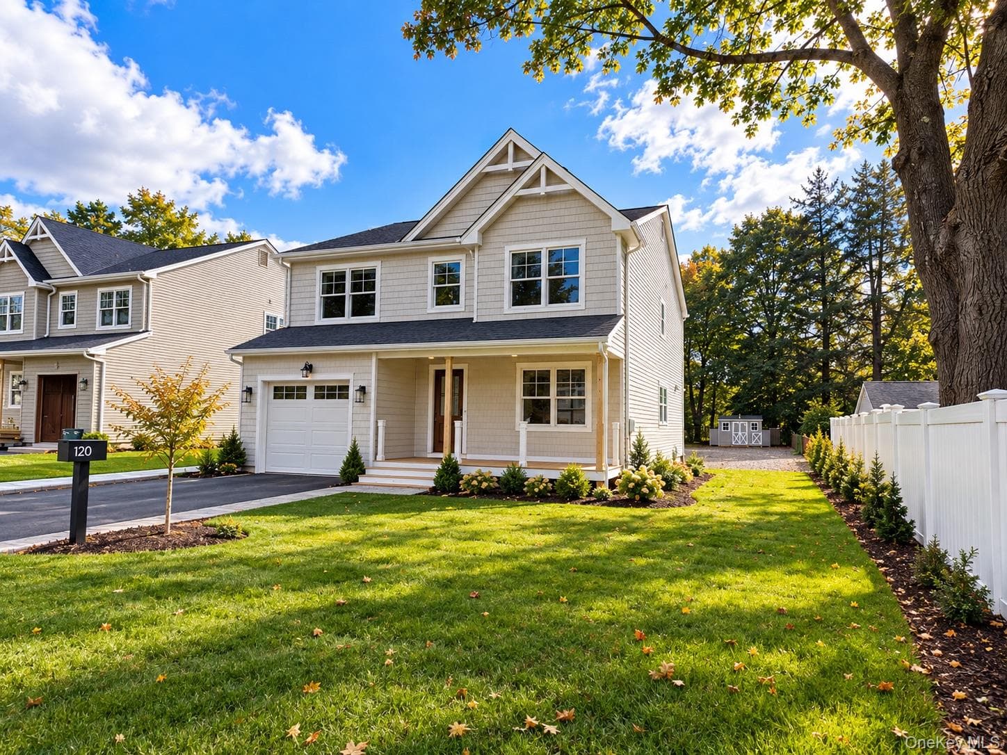 353 Winthrop Street, Westbury